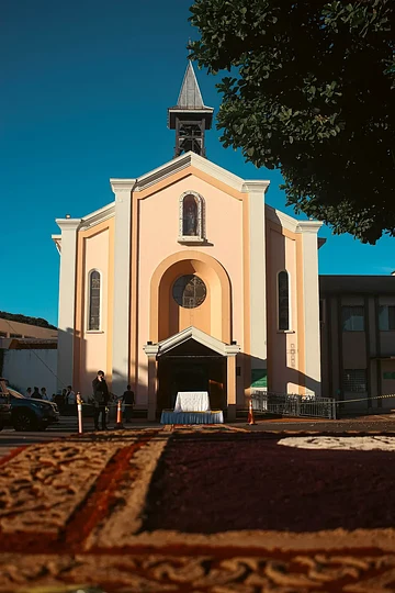 Fachada da Igreja Rainha dos Apóstolos em Corpus Christi de 2026